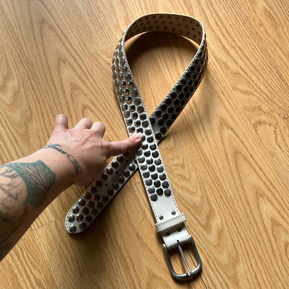 White Checkered Belt with Sturdy Metallic Buckle